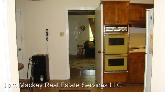 Foto del edificio - 3 br, 2 bath House - 261 Halfway Tree Rd.