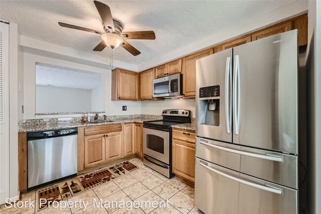 Building Photo - 2 br, 1.5 bath House - 9431 Granite Hill Road