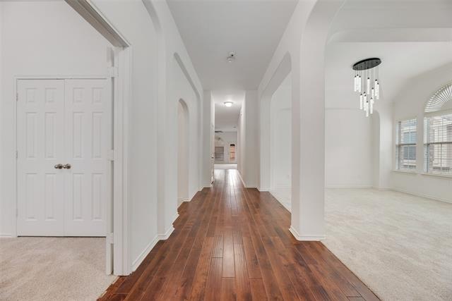 Foto del edificio - 608 Regency Trail