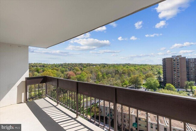 Foto del edificio - 5300 Holmes Run Pkwy