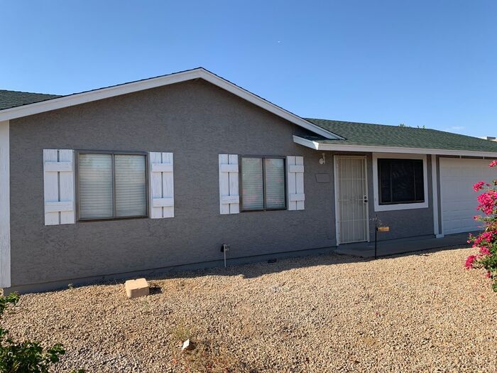 Primary Photo - 2414 E John Cabot Rd