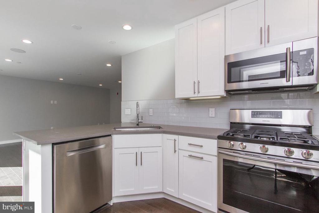 Foto principal - 720-22 S Sartain St