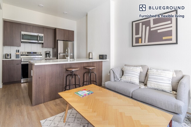 Foto del edificio - 100 Callan Ave