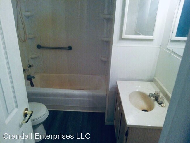 Building Photo - 2 br, 1 bath House - 2210 E 600N 11A