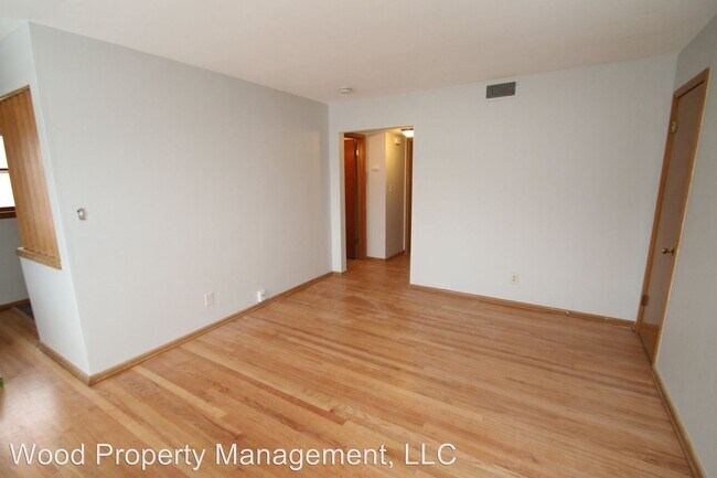 Building Photo - 11320 W North Ave