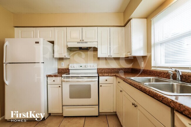 Foto del edificio - 2719 NW 7th Terrace