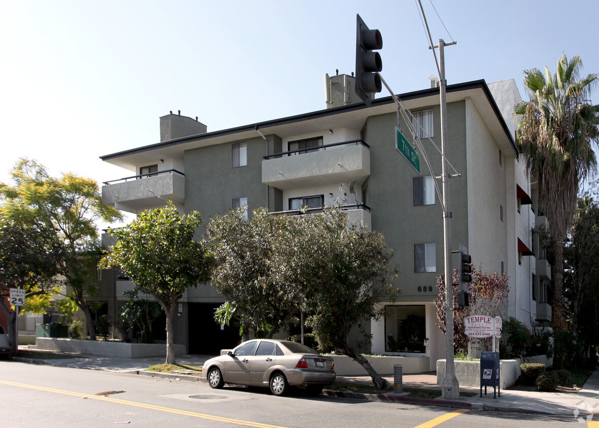 Primary Photo - Temple Plaza Apartments