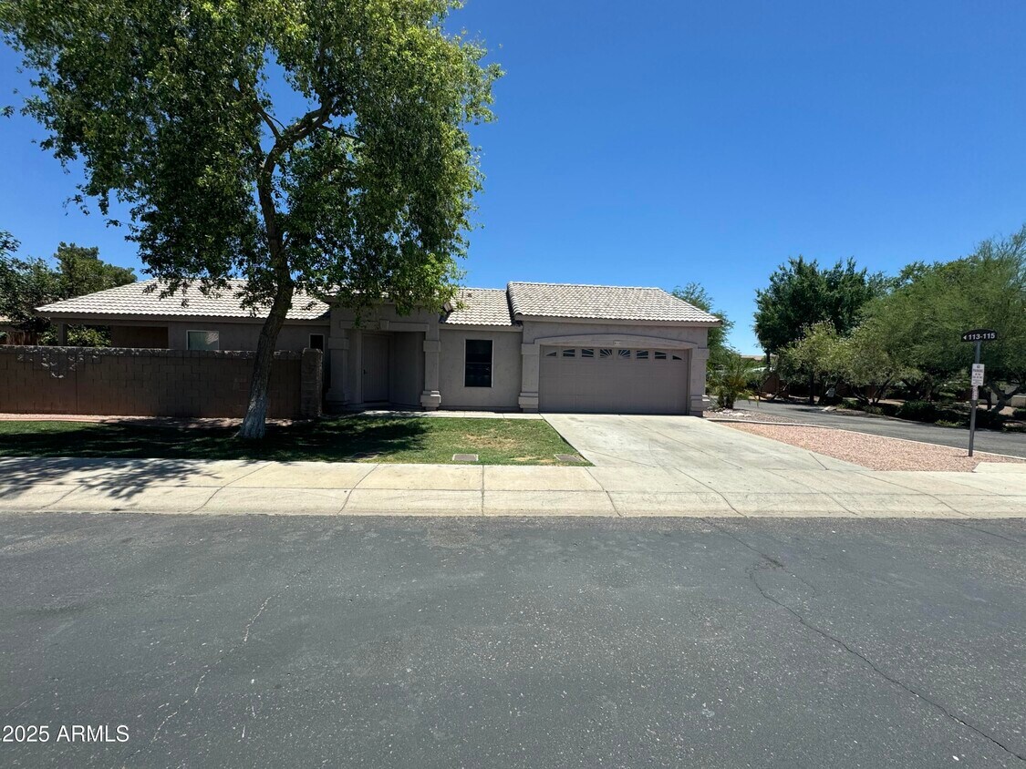 Foto principal - 2221 E Union Hills Dr