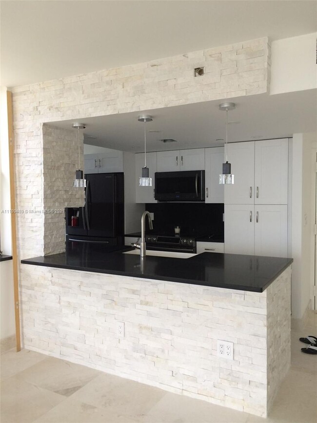 Foto del edificio - 1470 NE 123rd St