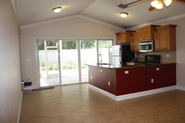Foto del edificio - 4743 Clemens St