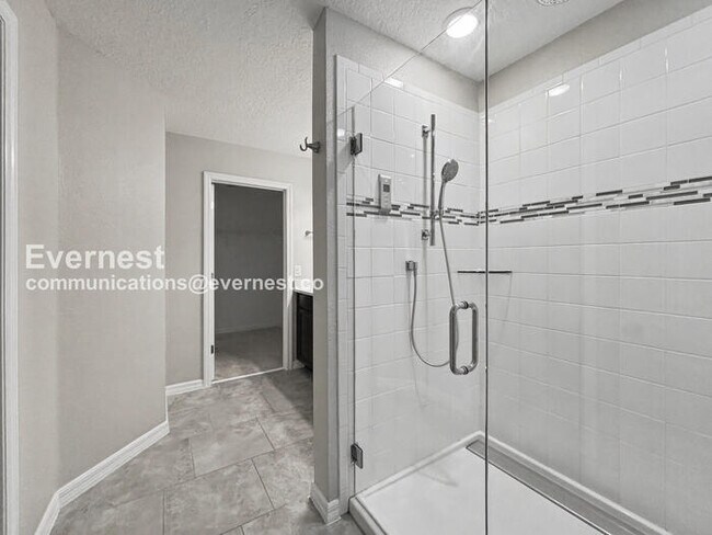 Foto del edificio - 5587 Sabal Dr