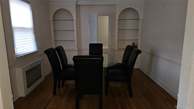 Foto del edificio - 73-64 196th St