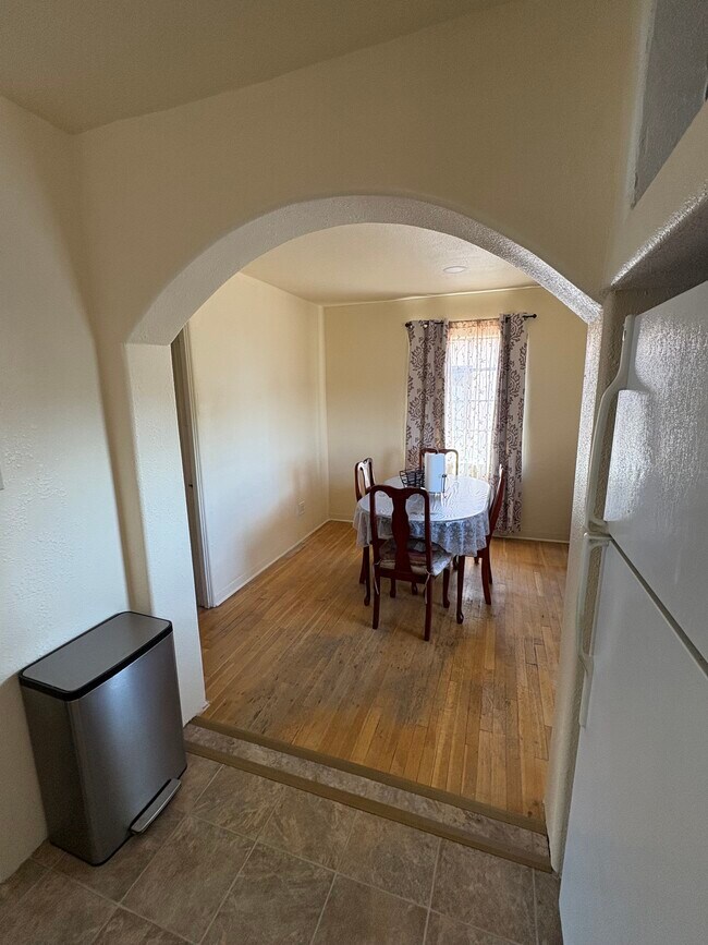 Foto del edificio - 1315 Dartmouth Dr NE