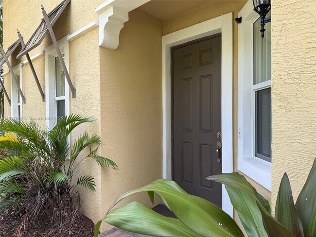 Foto del edificio - 3390 NW 124th Terrace