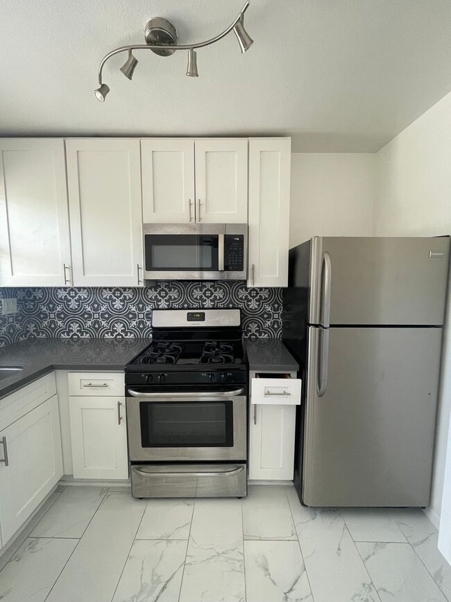 Interior Photo - Glendale Terrace Apartments - AC Townhomes LLC