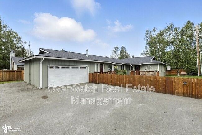 Building Photo - 8611 Augusta Cir