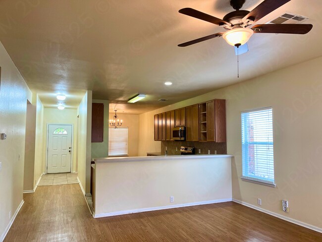 Foto del edificio - Move-In Special. ½ off the first full month's rent with a 12-month lease.