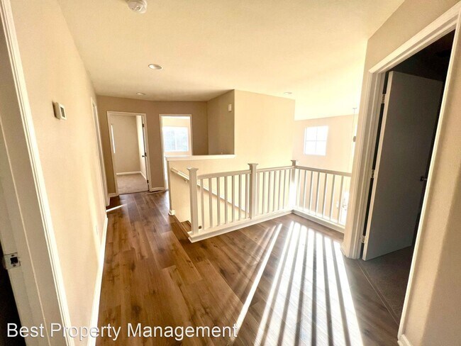 Building Photo - 4 br, 3 bath House - 4020 Montgomery Hill Dr.