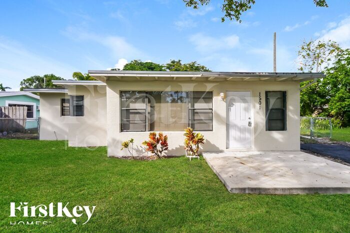 Primary Photo - 1501 NW 16th Ln
