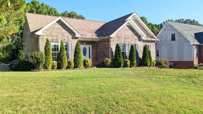 Foto del edificio - 3317 Sunny Slope Dr