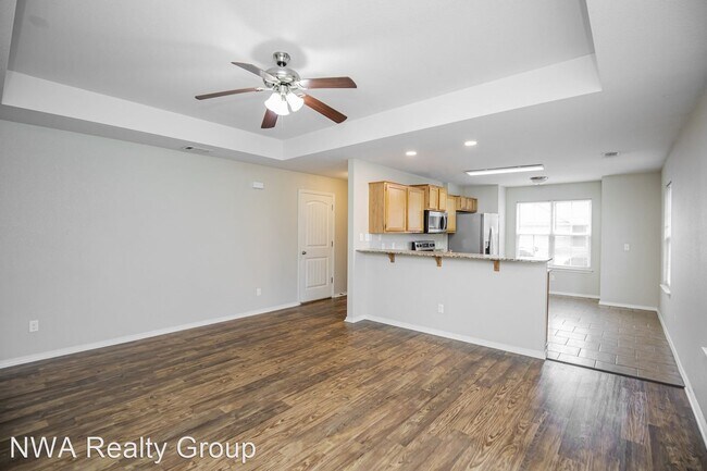 Foto del edificio - 3 br, 2 bath House - 131 Foxglove Street