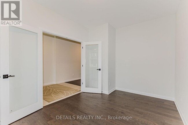 Building Photo - 583 Anchor Cir