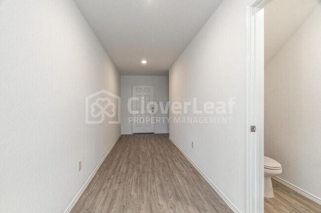 Building Photo - 5282 Monarch Bnd