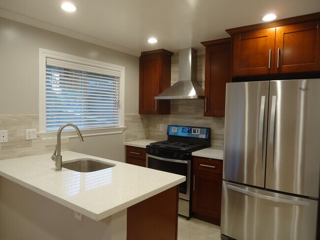 Cocina - 1821 Blake St