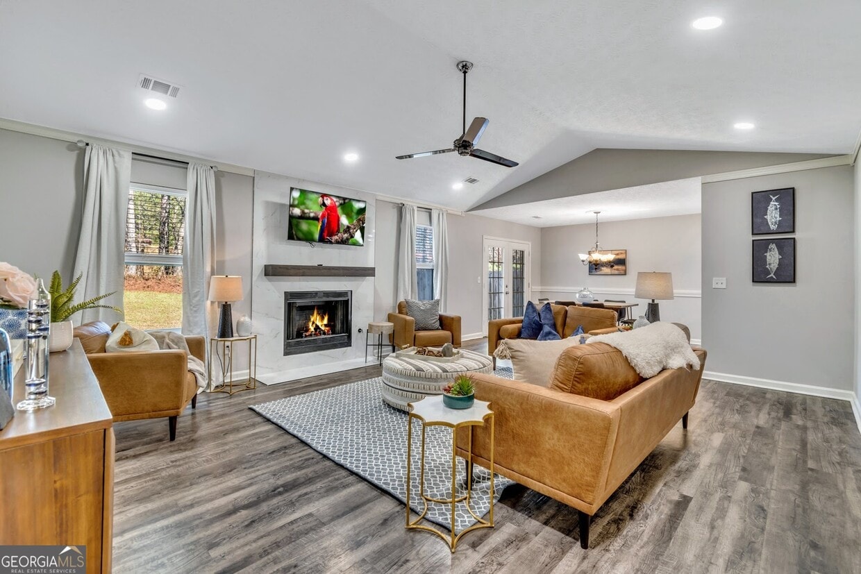 Primary Photo - 10960 Morning Dove Dr