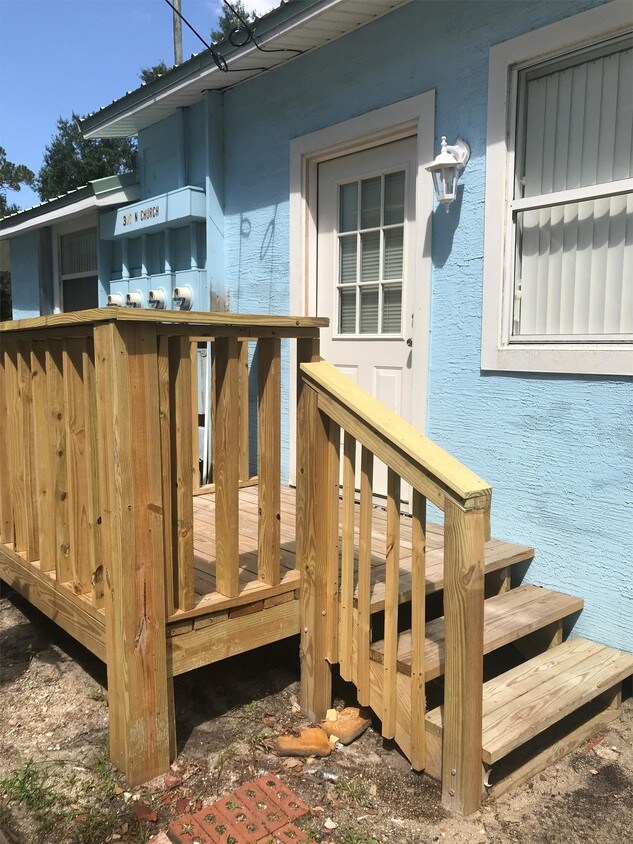 300 N Church St Unit C, Bunnell, FL 32110 Apartment for Rent in