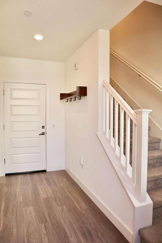 Building Photo - Gorgeous 3-story Townhome Available for Re...
