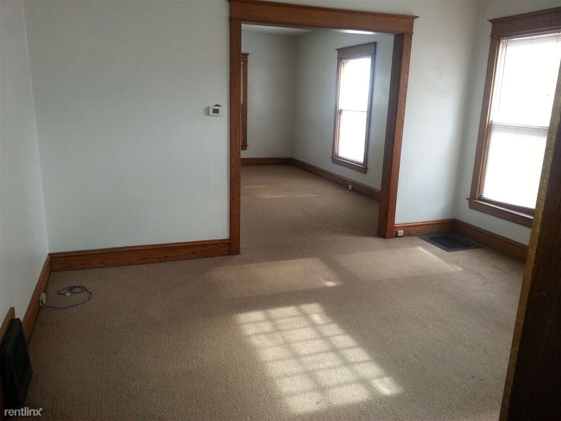 3 br, 1 bath Duplex 47 Hastings St NE Townhouse for Rent in Grand