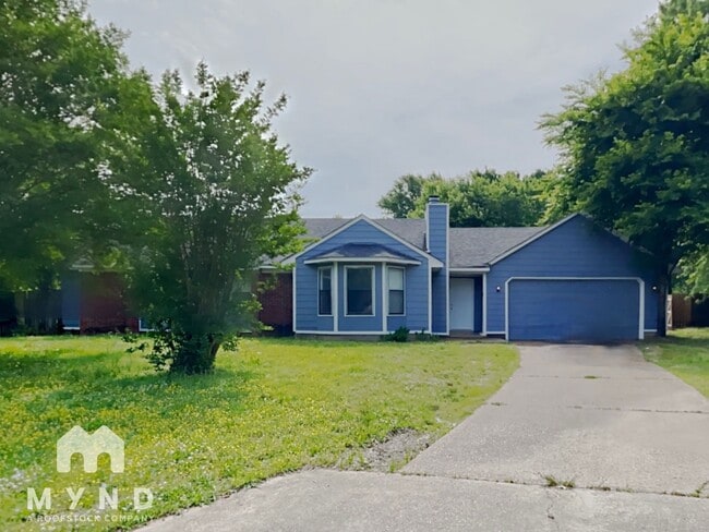 Building Photo - 7542 Lone Oak Cove