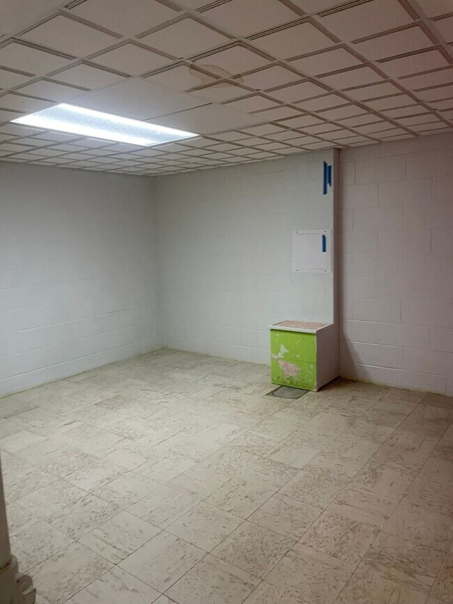 Foto del edificio - 3640 Edward St NE