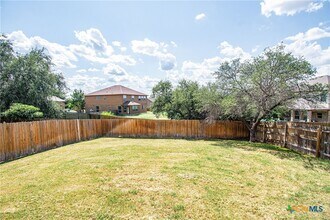 Building Photo - 3264 Vineyard Trail