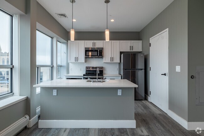 1BD, 1BA - 500SF - EL GRADUADO - University Studios