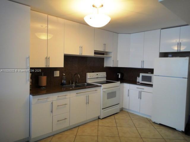 Foto del edificio - 701 Three Islands Boulevard