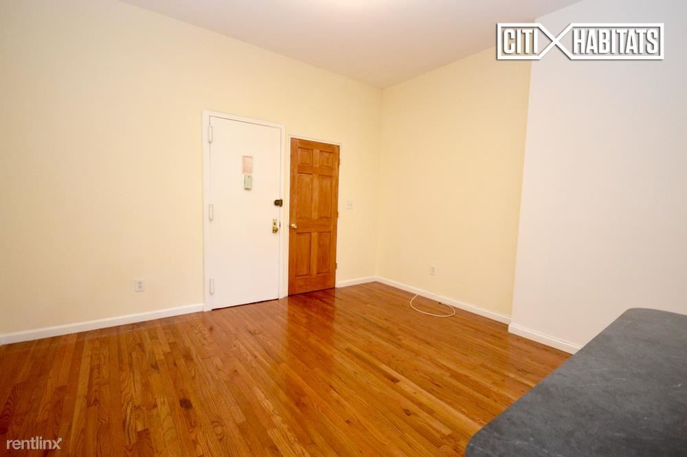 Building Photo - 1 br, 1 bath Apartment - 233 W 100th St