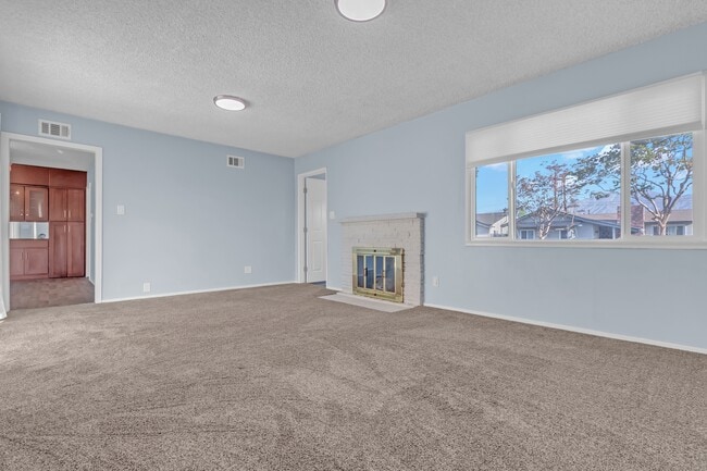 Building Photo - 11330 Cherrylee Dr
