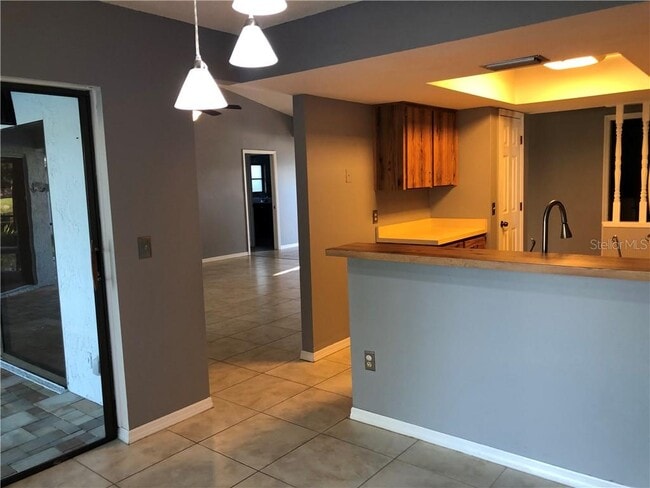 Building Photo - 9304 Pebble Creek Dr