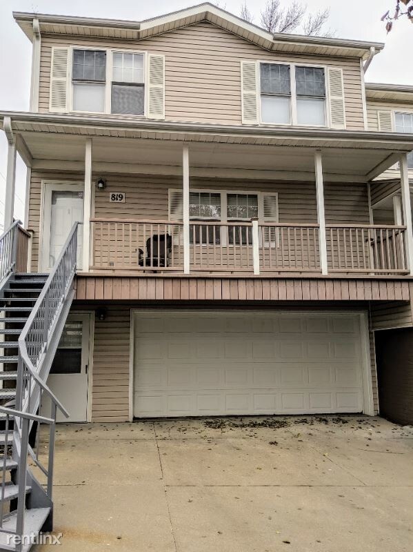 Foto principal - 821 S 42nd St