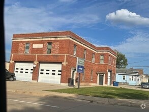Building Photo - 924 Ohio St
