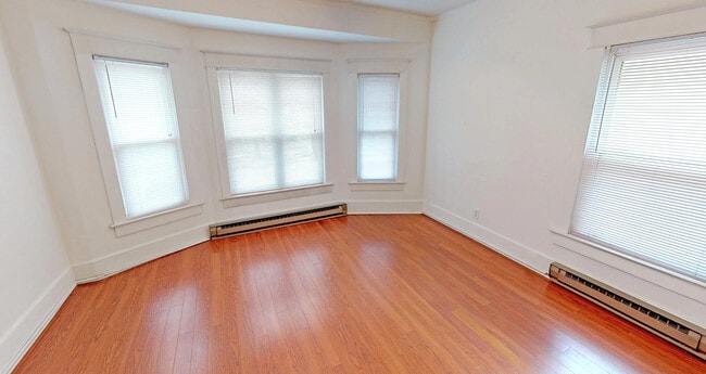 Building Photo - 803 W Edwards St