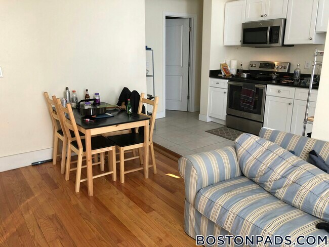 Foto del edificio - 35 Brookline St