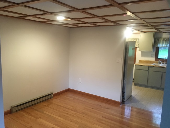 Building Photo - 56 London Rd