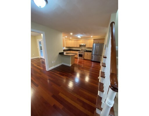 Building Photo - 54 Spruce St