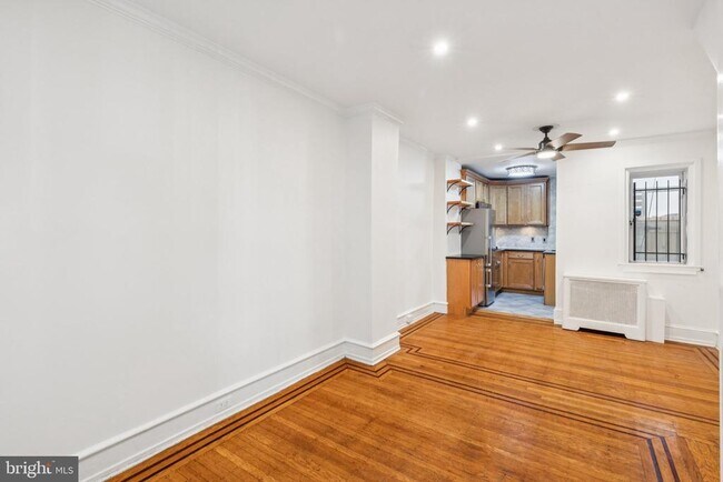 Foto del edificio - 1830 Manning St