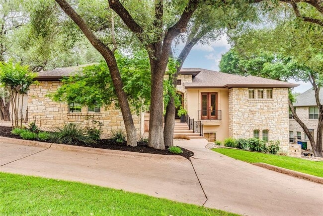 Building Photo - 509 Duck Lake Dr
