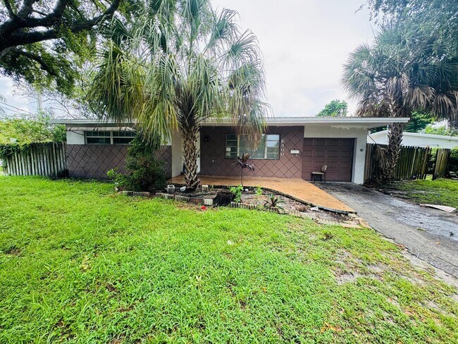 Foto del edificio - 6400 NW 30th St