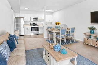 Building Photo - Community Apartments